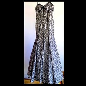 David’s Bridal dress, mermaid cut with lace up back, spaghetti strap